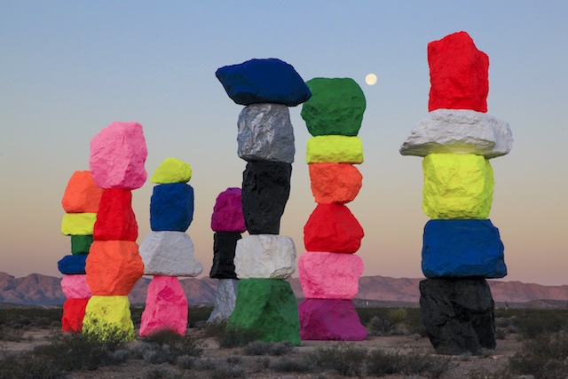 Kunstwerk in der Wüste von Nevada